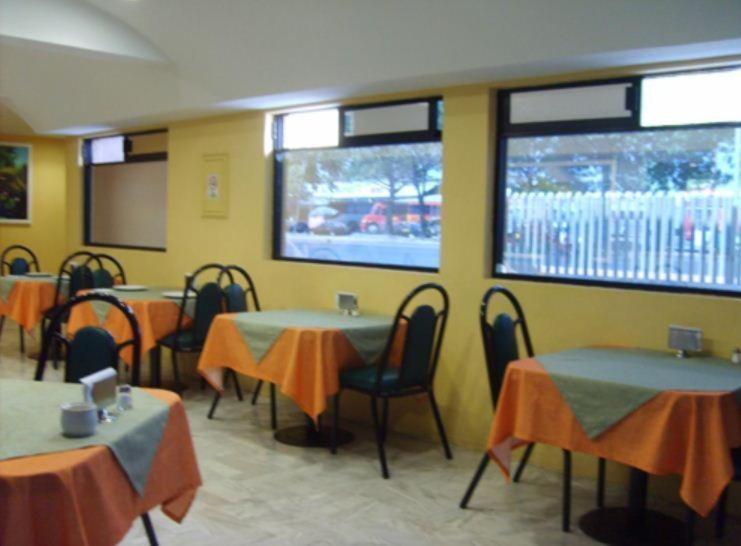 Hotel Terminal De Puebla de Zaragoza Esterno foto
